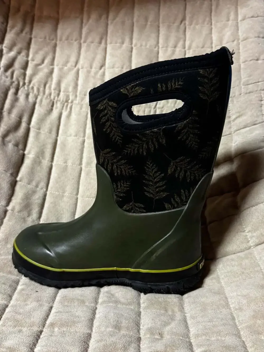 Kids Bogs Classic Fern Leaf Waterproof Rain Boots Size 2
